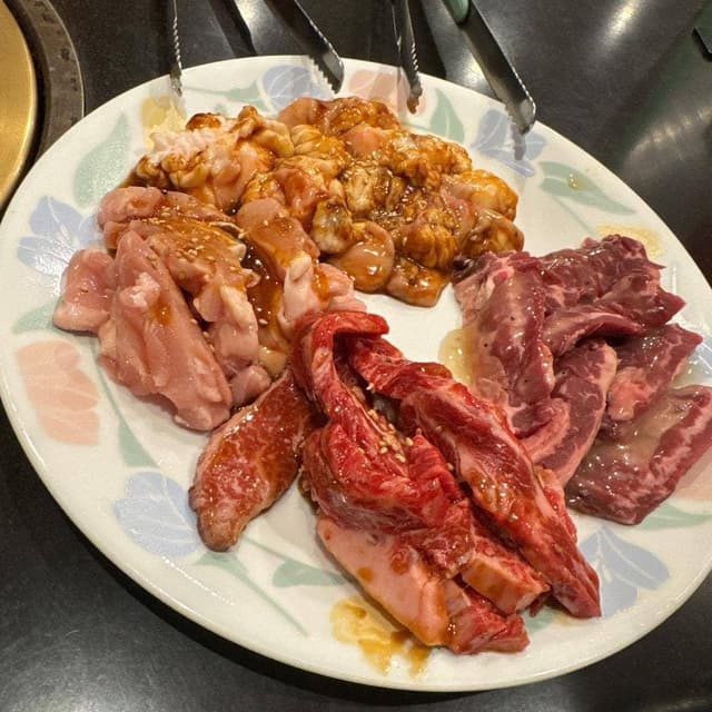焼肉八ちゃん - サブ画像1