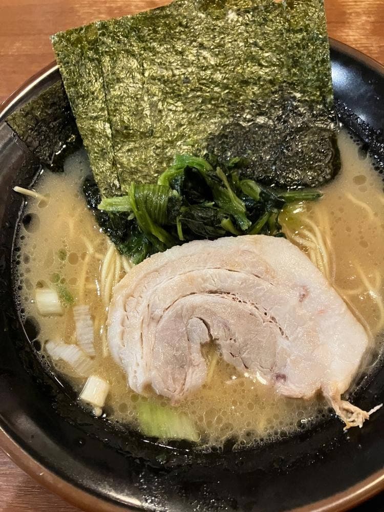横浜家系ラーメン 鶴乃家 広島大州店