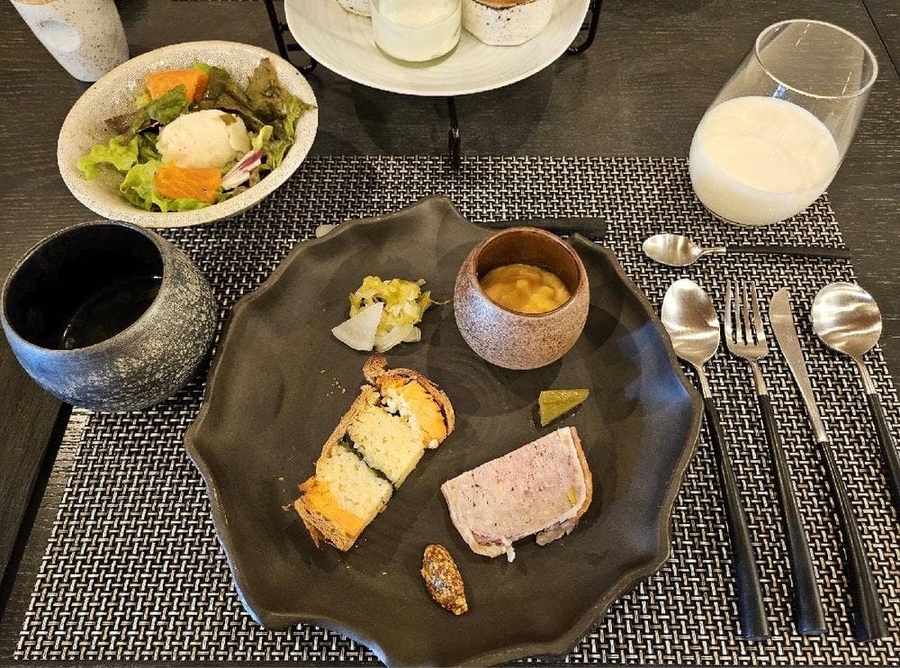 VMG CAFE NIPPONIA HOTEL 函館 港町