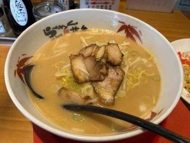 らーめん世界 松任店 - サブ画像2