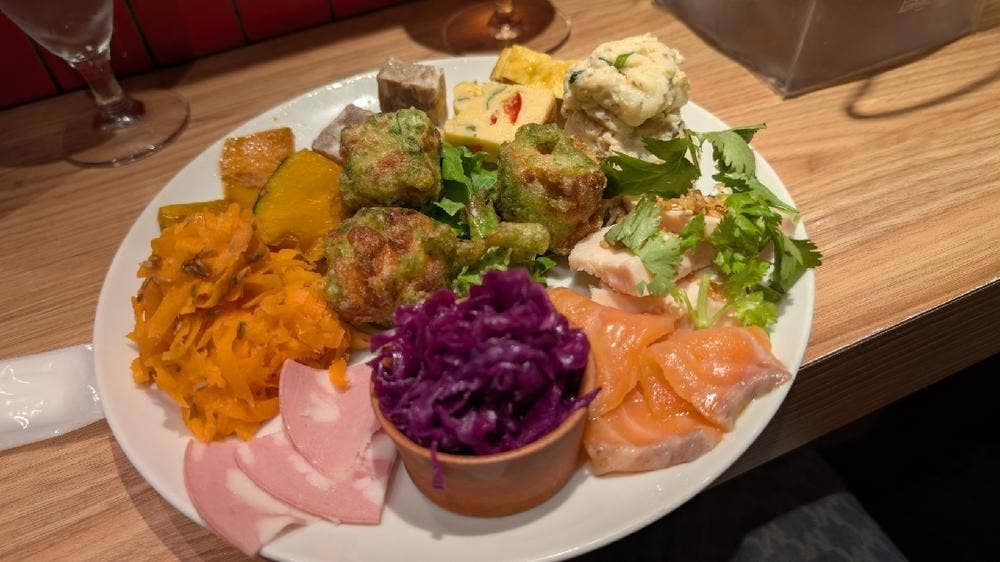 酒屋食堂 スタンドましか