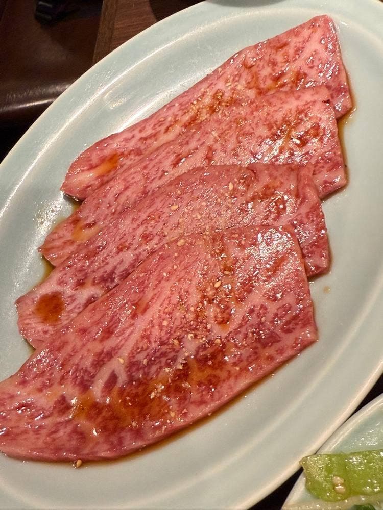 炭火焼肉ホルモン うらら