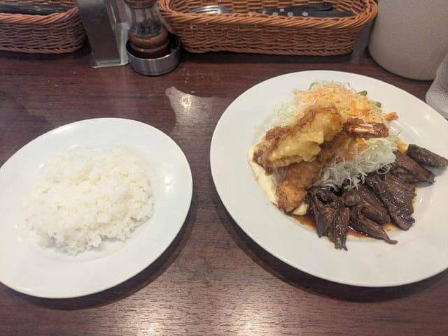 ステーキハウス ラジャ 福山三吉店 - サブ画像1