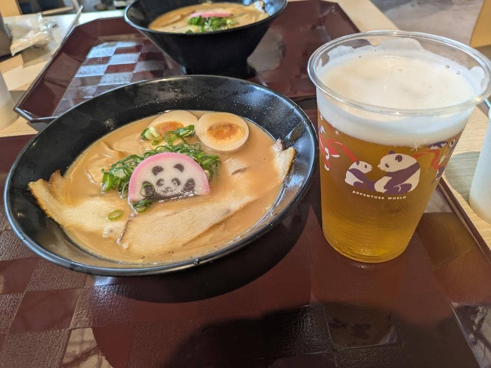 アドベンチャーワールド エンジョイドーム フードコート