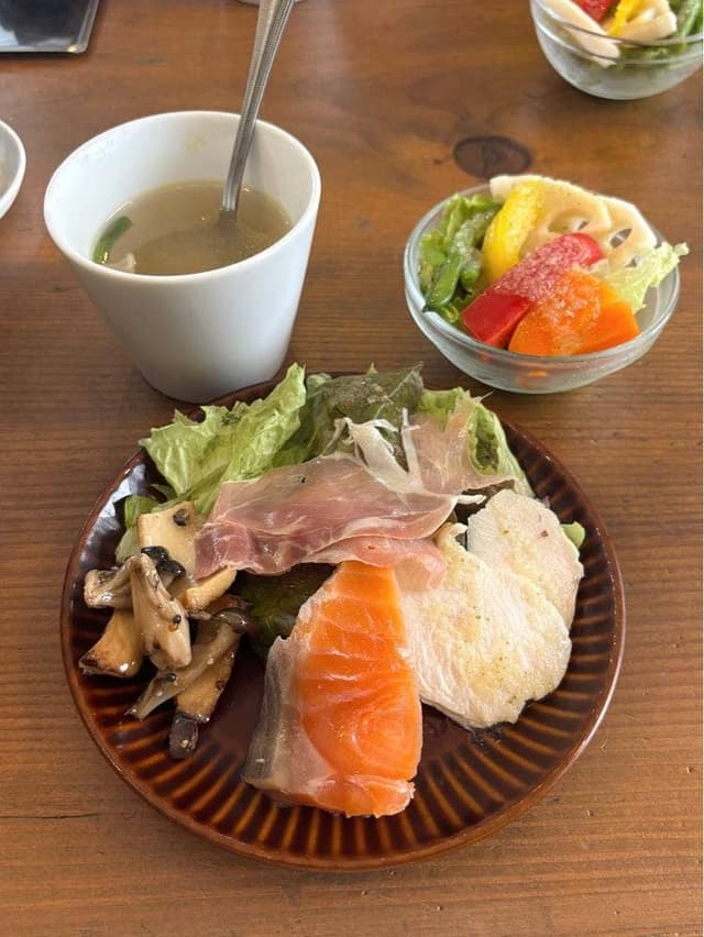 curry hut & petit bistro BAKE - サブ画像3