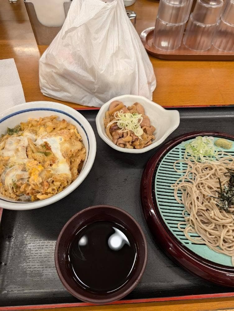 山田うどん 大泊店