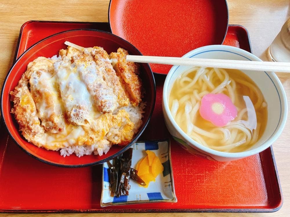 金比羅うどん 玖珠店