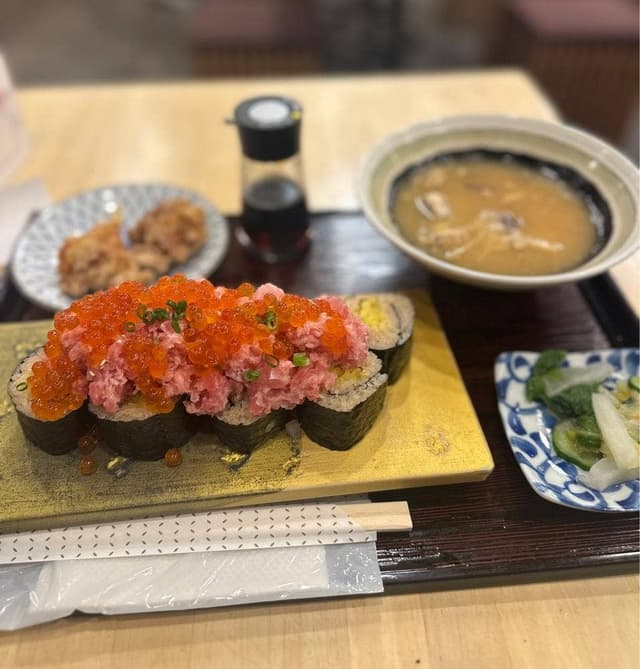 鮨とおでん ＆ 新宿野村ビル店 - サブ画像1