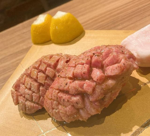 Yakiniku 名もなき名店へ 一切入魂一枚売り焼肉 - サブ画像1