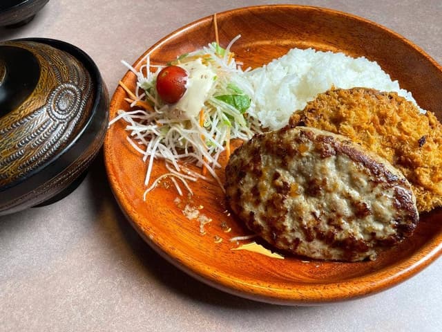 びっくりドンキー 長久手店 - サブ画像2