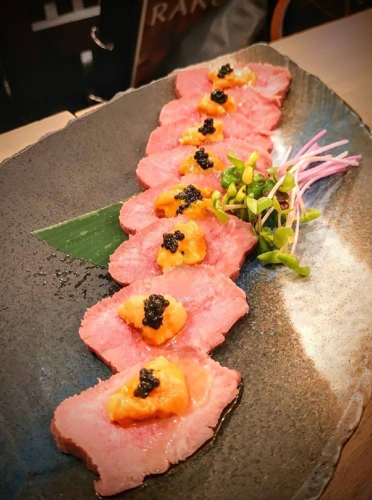 生牡蠣と極み牛タン RAKUGAKI 横浜鶴屋町店