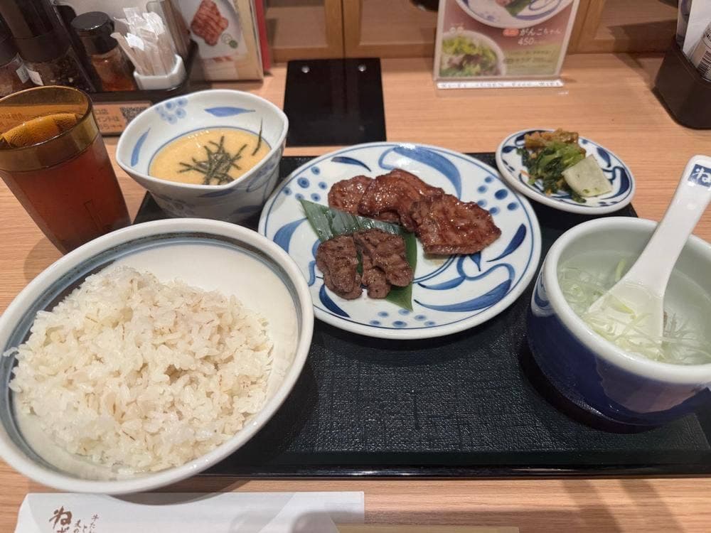 牛たんとろろ麦めし ねぎし 新宿東口店