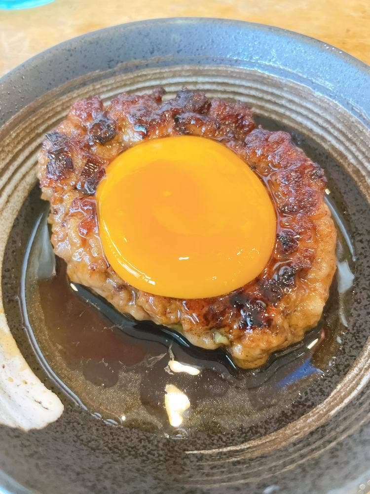 ひだりうま でん助