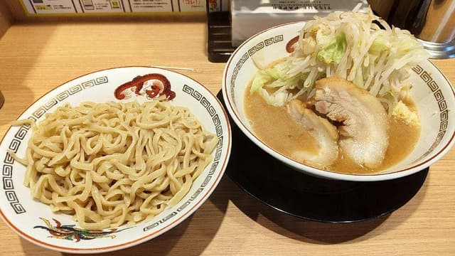 ラーメン豚山 小田原店 - サブ画像1