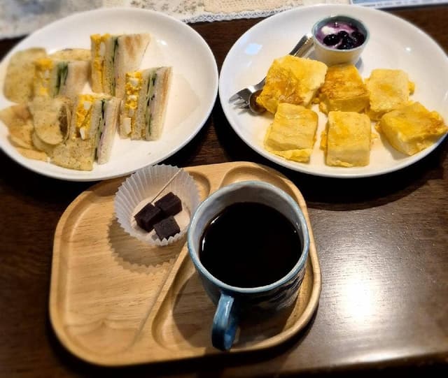 直焙煎珈琲屋 豆豆 - サブ画像1