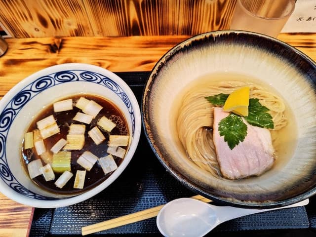 JAPANESE光ラーメン - サブ画像2