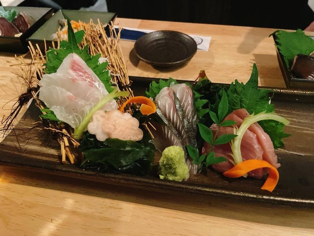 鮮魚と釜飯のお店 魚義