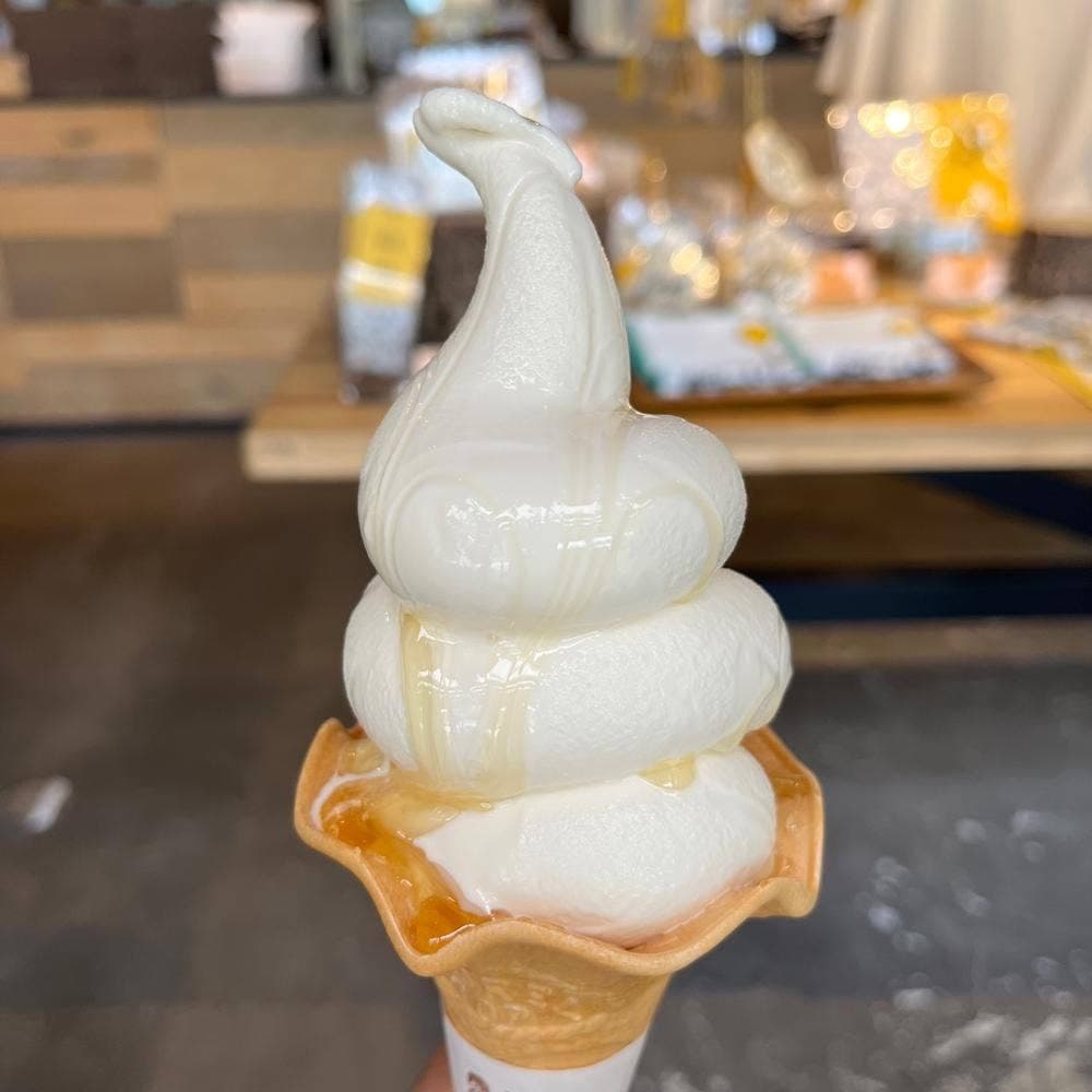 CAFE DINING 神戸養蜂場