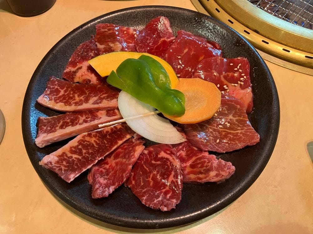 溶岩炭火焼肉 炎や
