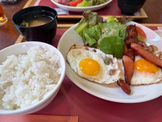 ロイヤルホスト 下山手店 - サブ画像3