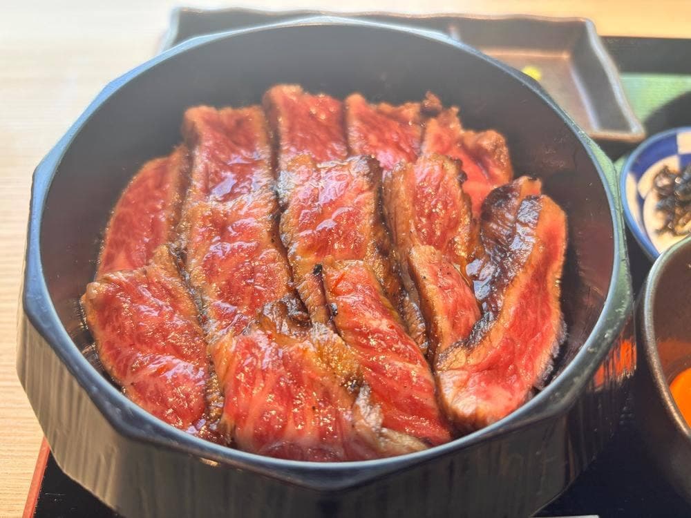 炭火和牛焼肉もうもう亭 広小路通り店