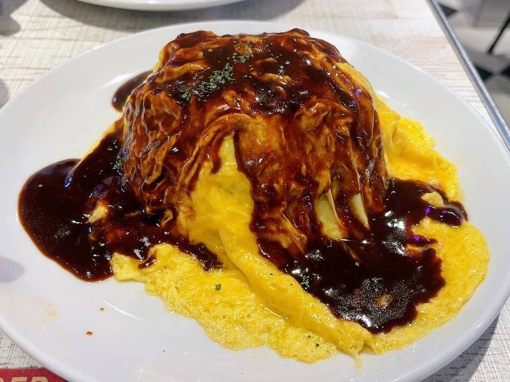 男のオムライス EGG BOMB