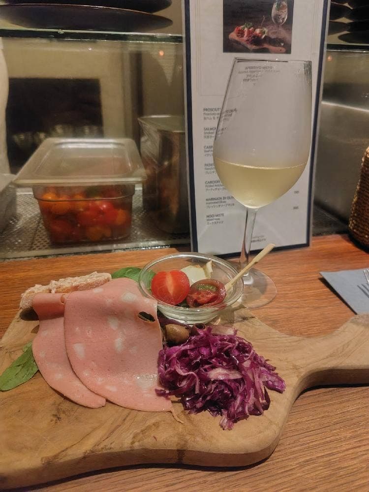 オービカ モッツァレラバー 横浜店