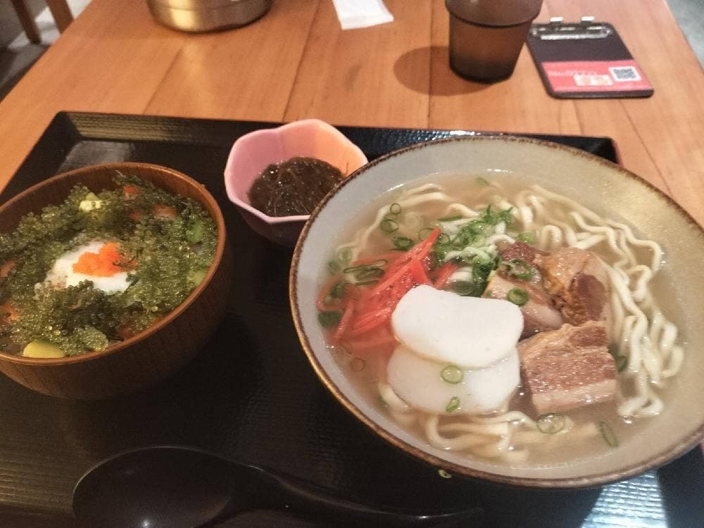 沖縄家庭料理と泡盛 島ぬ風