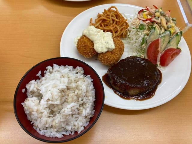 ファミリーレストラン ホリエ - サブ画像1