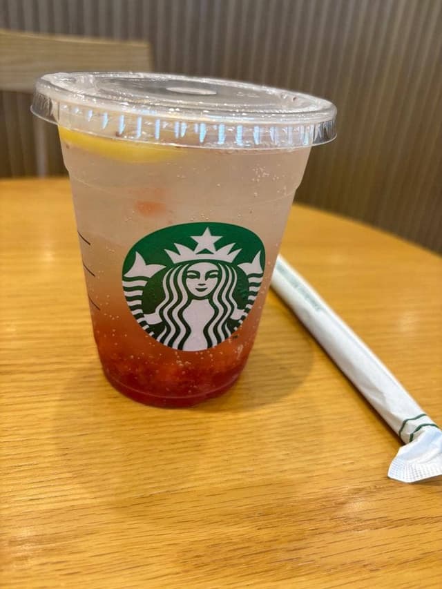 スターバックス コーヒー 御殿場プレミアム・アウトレット店 - サブ画像1