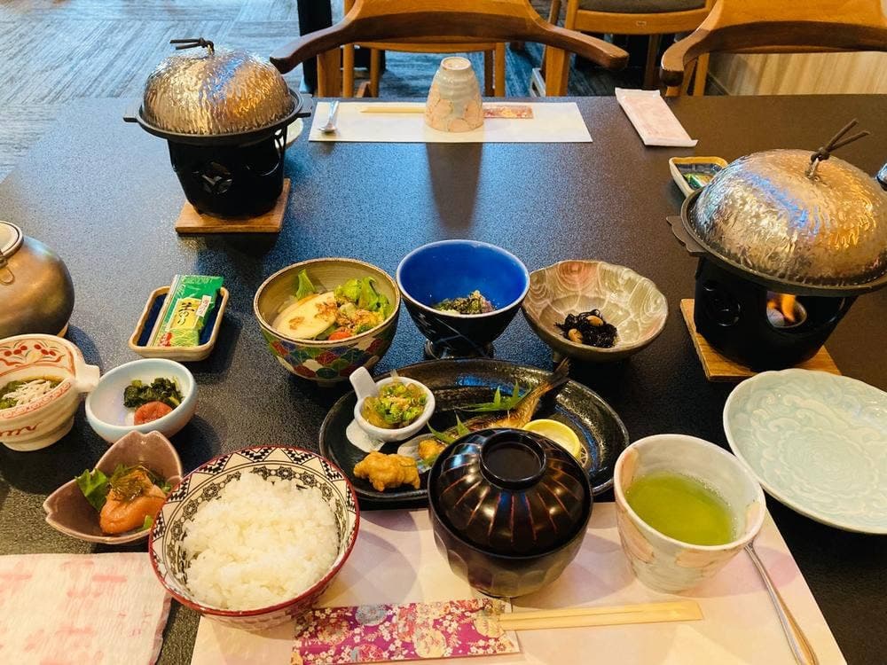 海鮮レストラン 海人 御宿はなわらび
