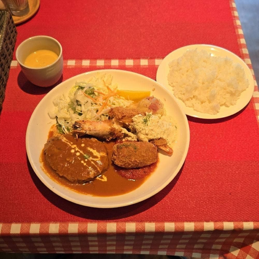 洋食ビストロ Awano