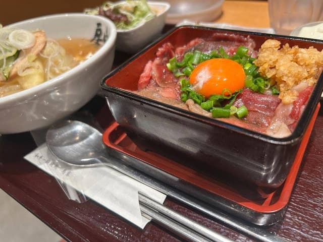 和牛一頭焼肉手打ち冷麺 房家 東京駅店 - サブ画像2