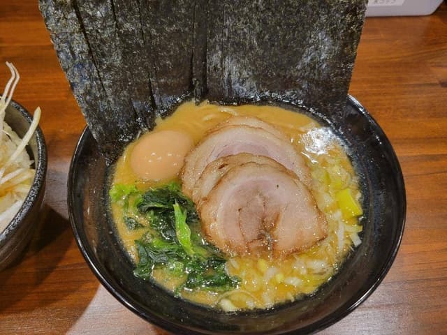 横浜家系ラーメン 三浦商店 - サブ画像2