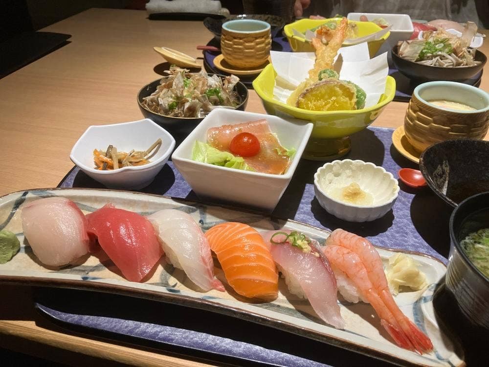 炉端・活魚・寿司 ろ組 高木中央店