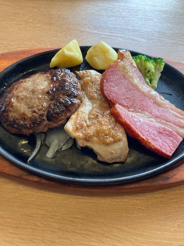 ステーキのどん 富士見店 - サブ画像1