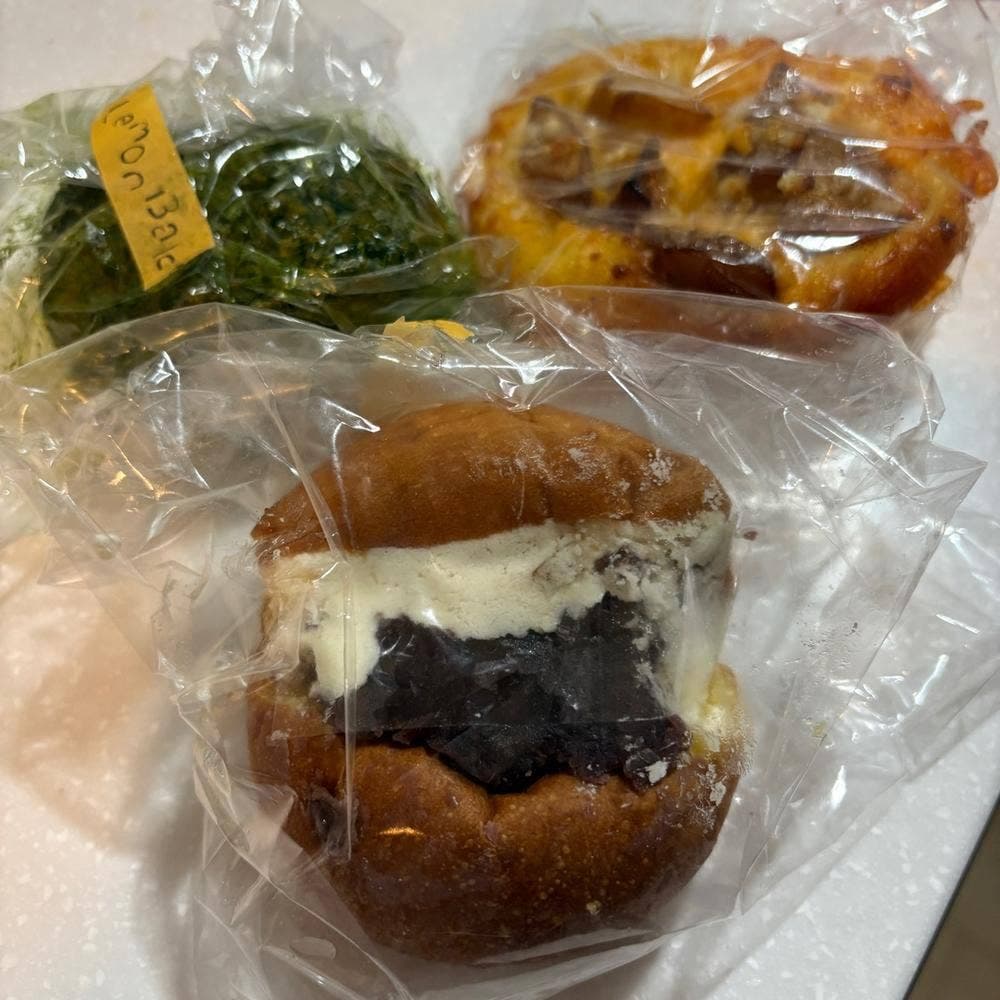 Lemon Bakery