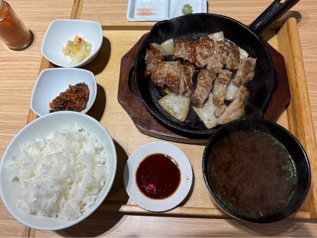 豚ステーキ専門店 B 名古屋則武新町店 - サブ画像3