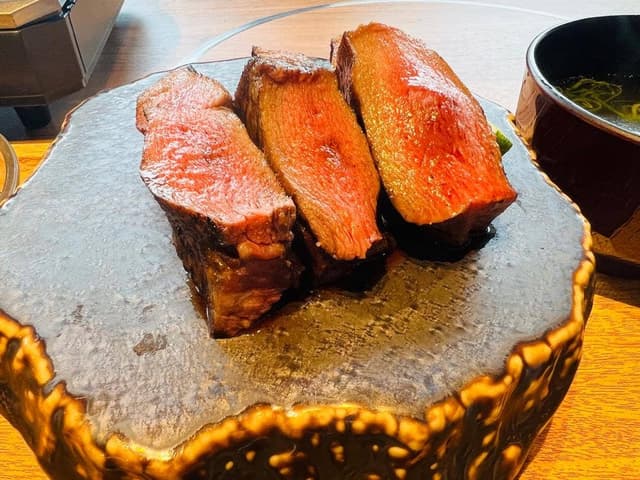 黒毛和牛タンとハラミ 焼肉龍 難波千日前店 - サブ画像1