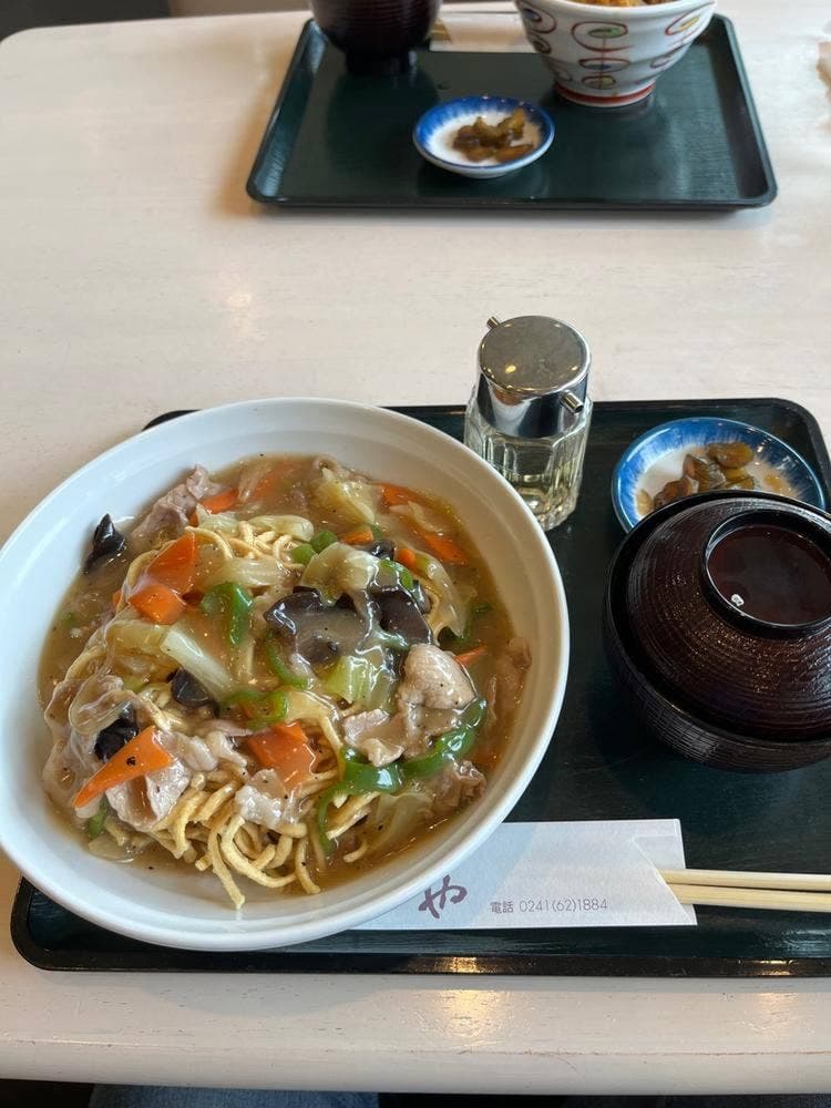 はだかや