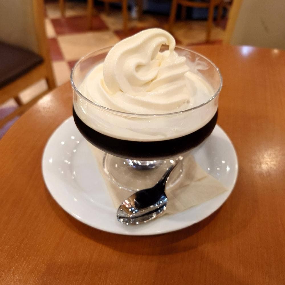 カフェ・ベローチェ 烏丸仏光寺店