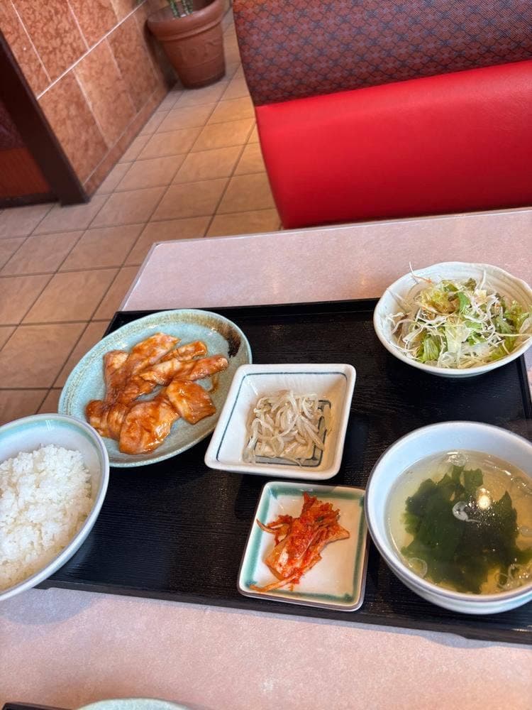 炭火焼肉 味道苑 三郷店