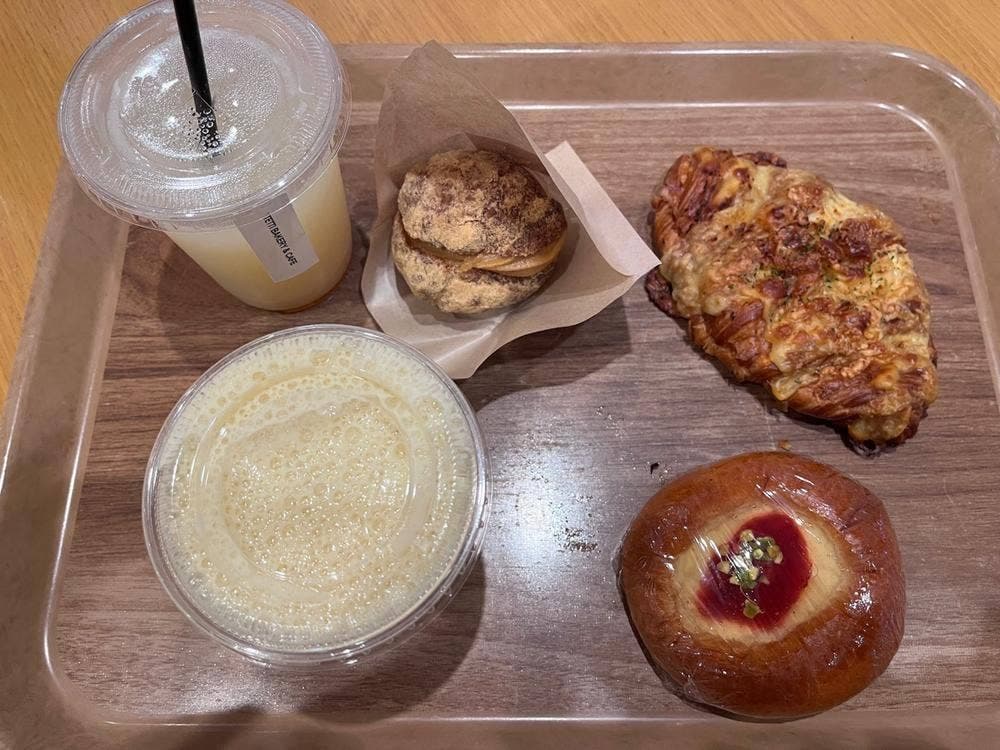 テッティー ベーカリーアンドカフェ ホテル シーモア