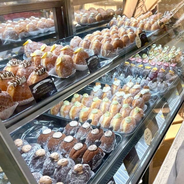 P.G. donut ルクアイーレ店 - サブ画像2