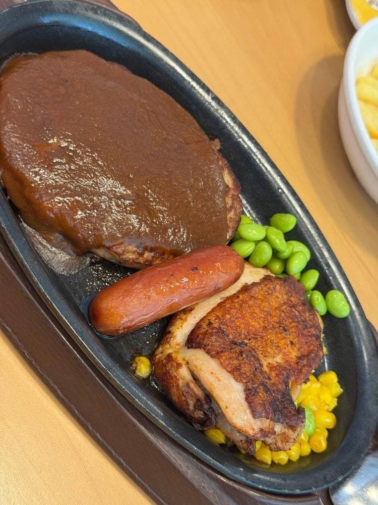 ガスト 海老名上河内店