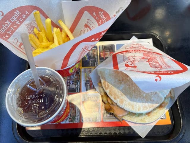 Mega Kebab 中部国際空港セントレア店 - サブ画像3