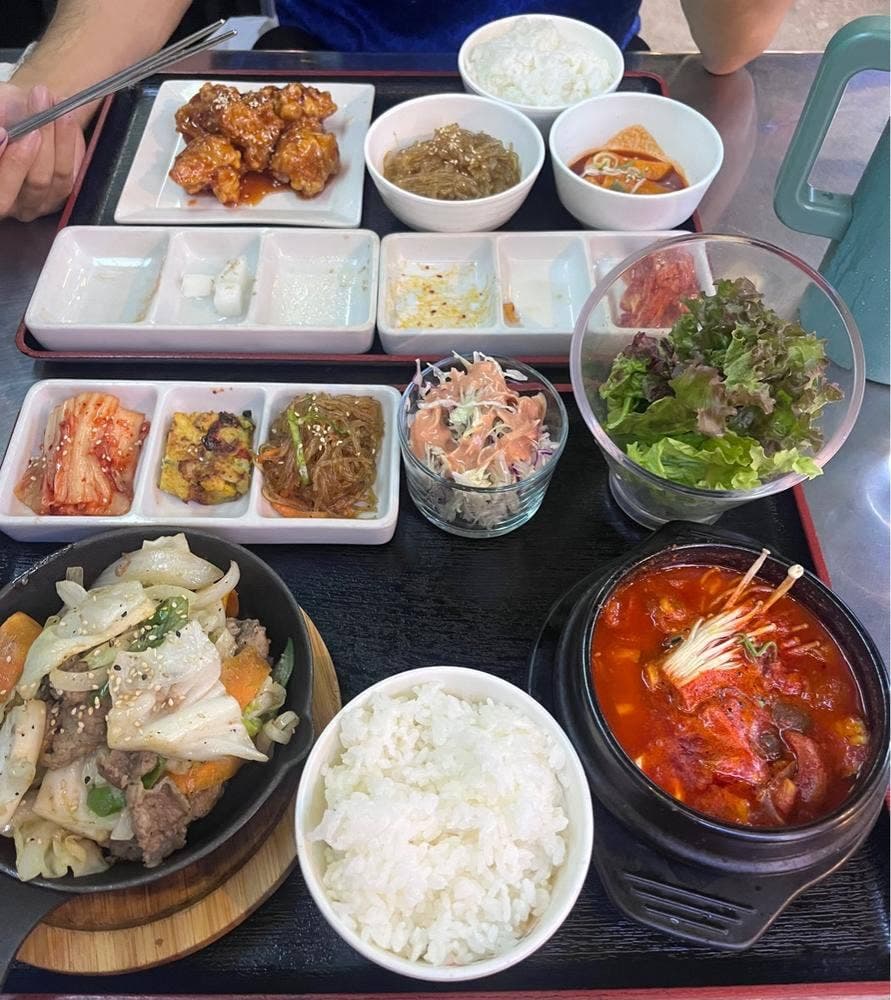 ホシギ2羽チキン新大久保3号店