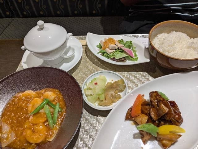 東天紅 秋田キャッスルホテル店 - サブ画像1