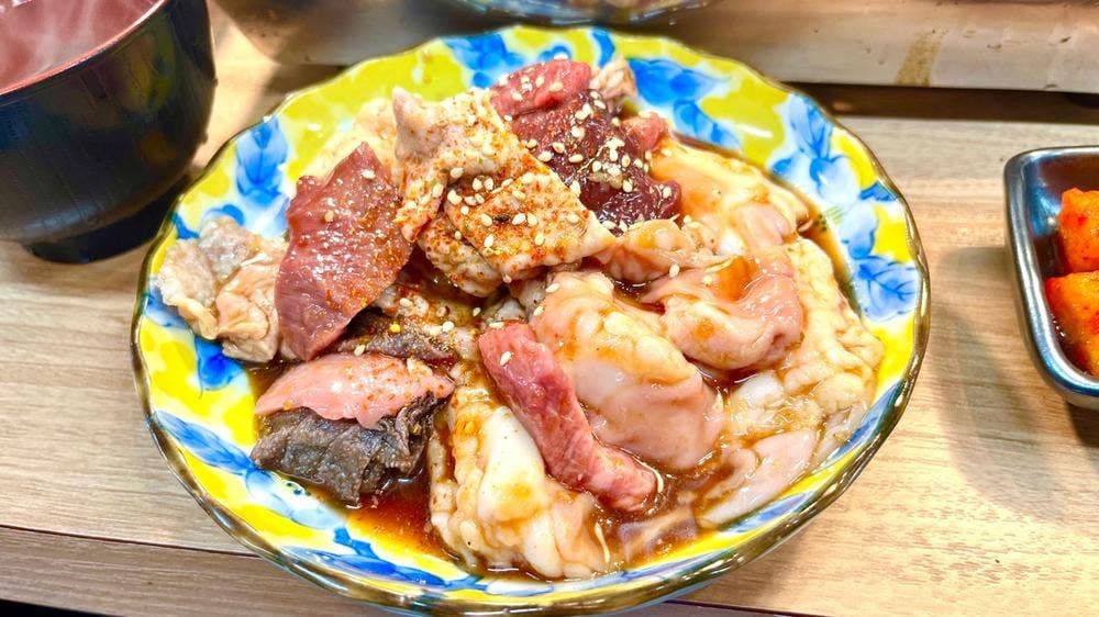 精肉屋の倅がただただ旨い肉を出す店 焼肉たけよし