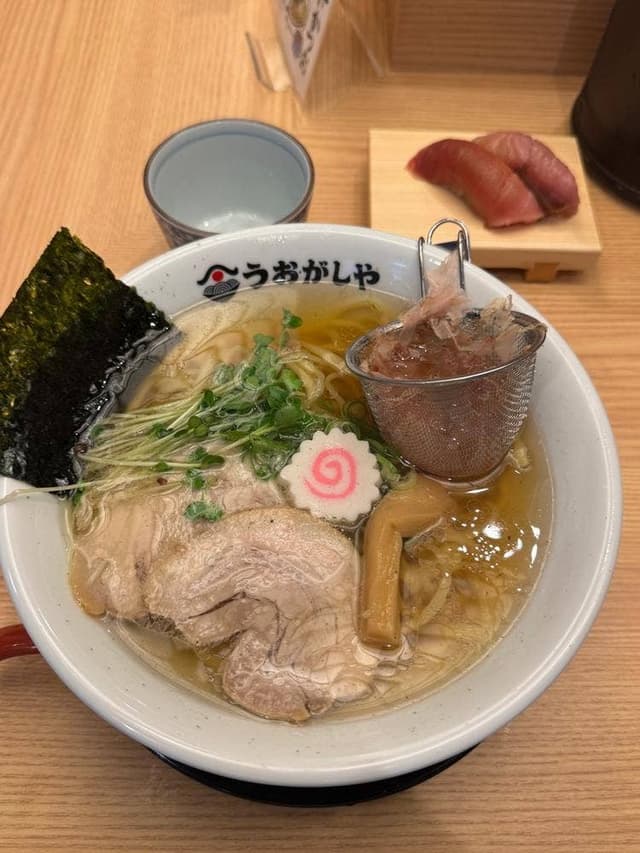 鮨とラーメン うおがしや 渋谷 - サブ画像3